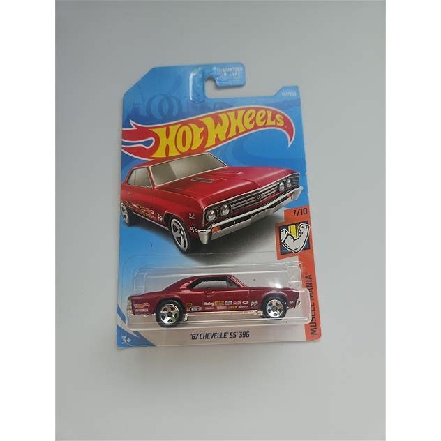 Hot Wheels 2019 Muscle Mania Series 7/10 '67 Chevelle SS 396 FYD07 1:64 Scale