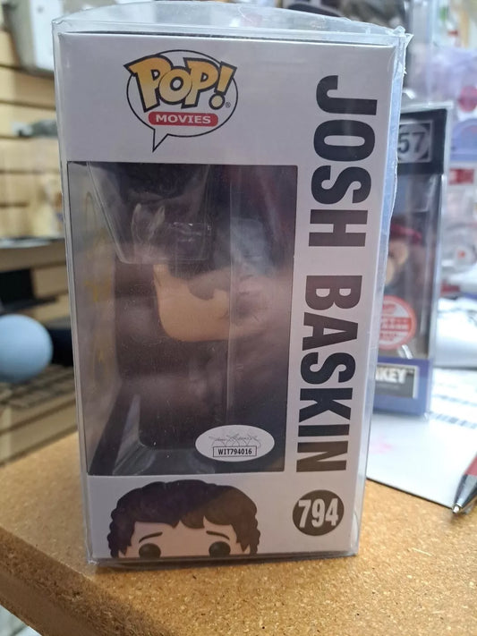 Funko POP 794 "Big" Josh Baskin with Signature By David Moscow