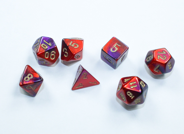 Gemini: Mini-Polyhedral Purple-Red/gold 7-Die Set.