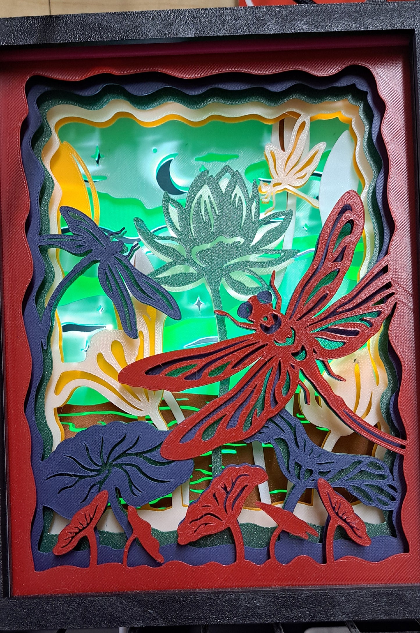 3D Printed Dragonfly Shadow Lightbox