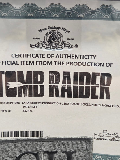 Croft Holding Patch used in Tomb Raider