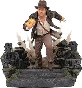 Indiana Jones and the Raiders of the Lost Ark Escape with the Idol Deluxe Gallery Statue.