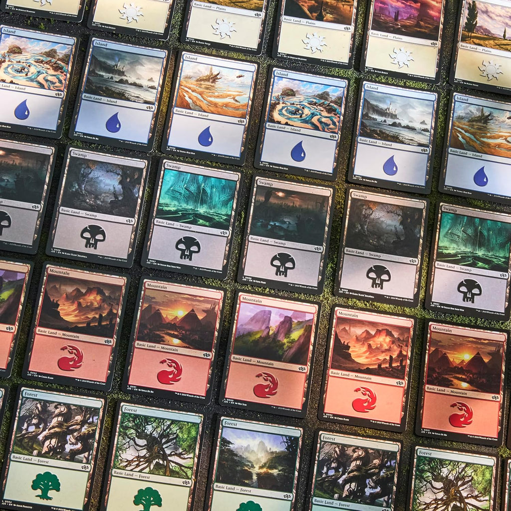 Magic the Gathering 2025 Land Station (400 Basic Land Cards)