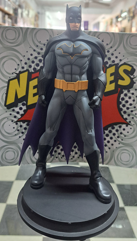 Batman Rebirth Icon Heroes Collectible Statue #1420/2100