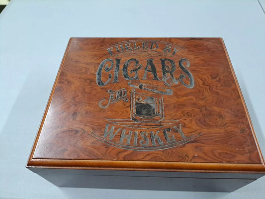 Humidor "Powered by Whiskey and Cigars"
