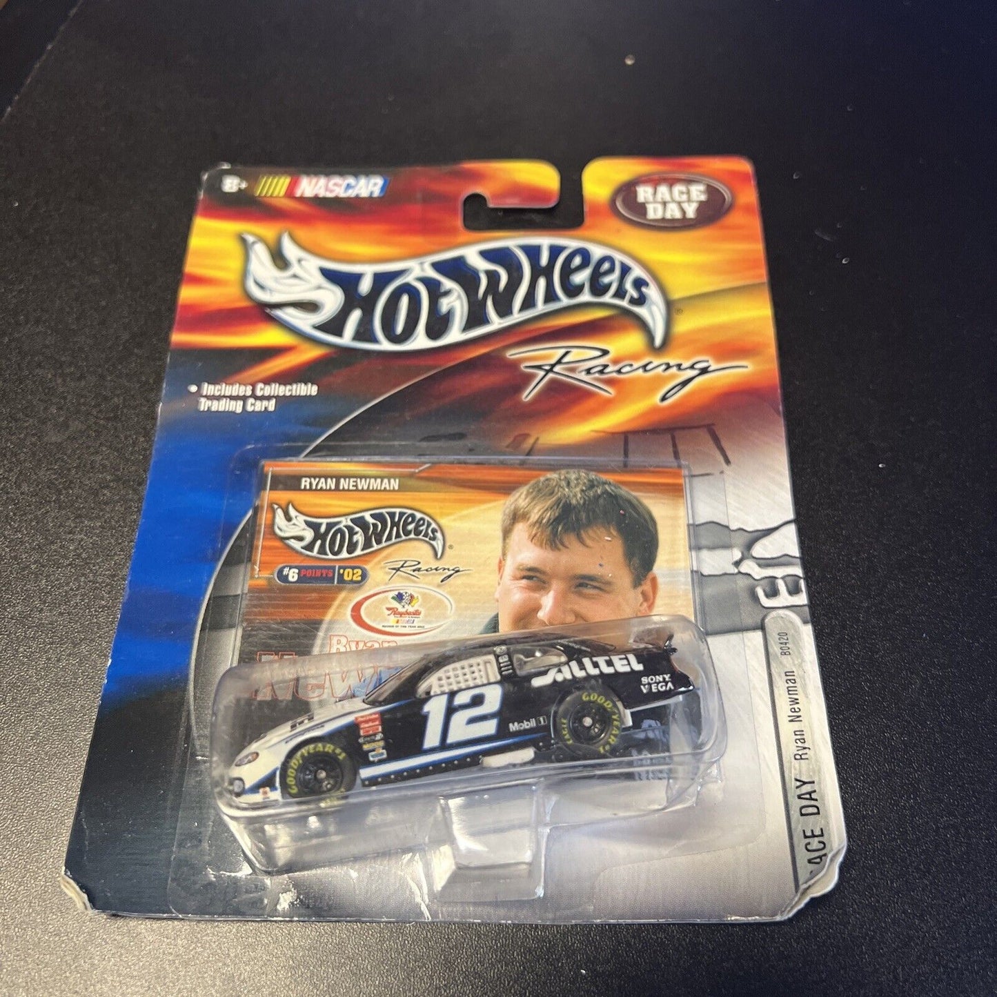 Hot Wheels Race Day - Nascar - Ryan Newman - Alltel - #12.