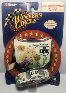 2002 NASCAR Winners Circle 03279 Dale Jarrett #88 Muppets Autographed Hood 1:64.
