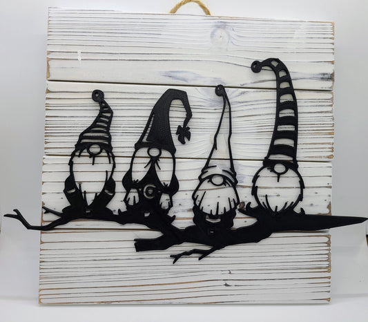 Gnome Silhouette 10x10 sign (L)
